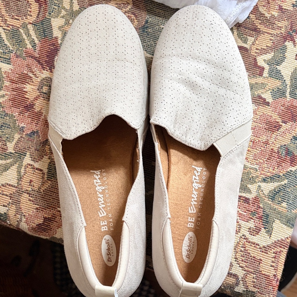 Dr. Scholl's Women's Beige Perforated Loafers